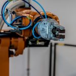 Esta categoría de robots incluye humanoides y robots industriales.