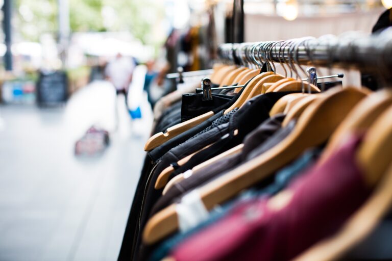 ¿Cuánto aumentará la adopción de IA en el sector retail?: los usos más innovadores
