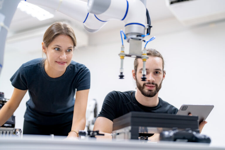 El 67% de los profesionales de tecnología afirmó que sus organizaciones aceleraron el uso de IA